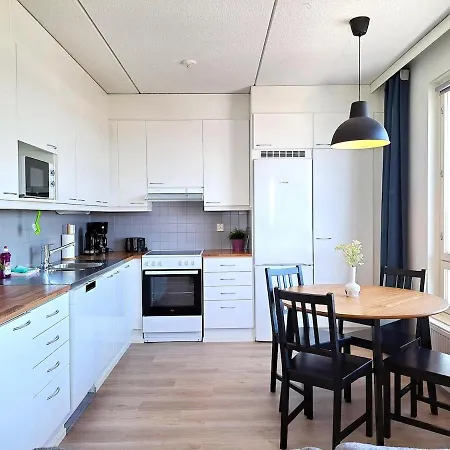 Apartment Kotimaailma - Saunallinen Kaksio - Haermaelae